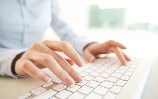 暑期促銷(xiāo)熱 商家偏愛(ài)“組合牌”，互聯(lián)網(wǎng)信息服務(wù)成新焦點(diǎn)